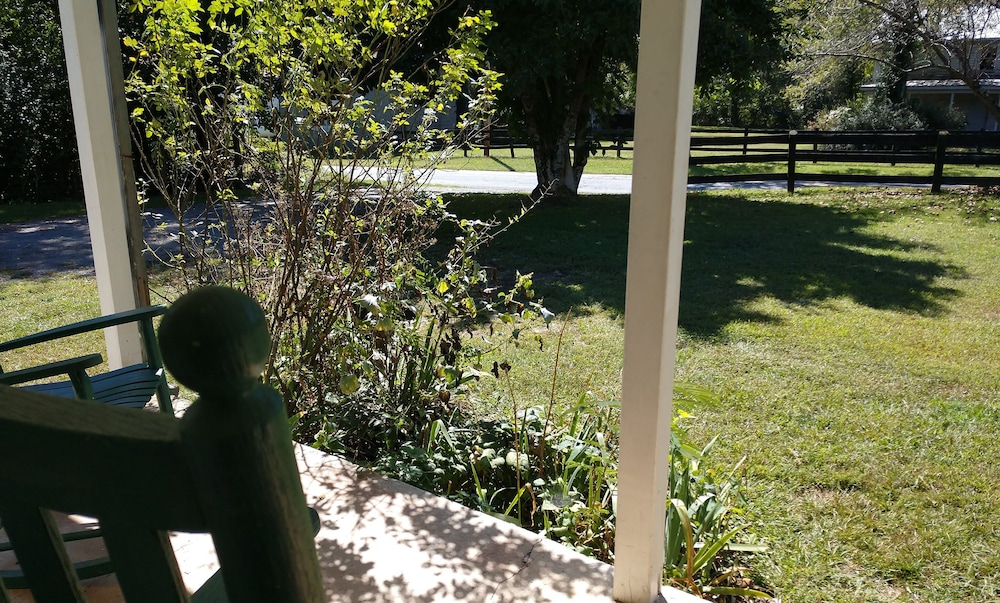 Dogwood Cottage - Photo 3