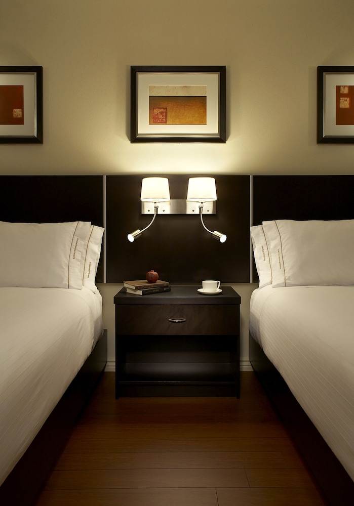 Standard Room, 2 Queen Beds - Photo 1