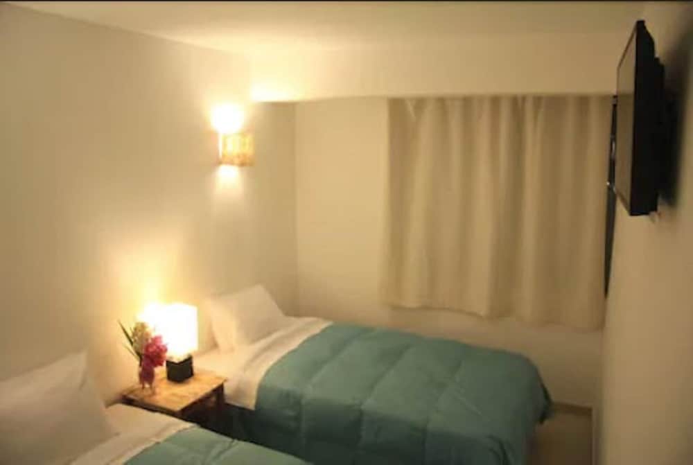 Double or Twin Room photo 3