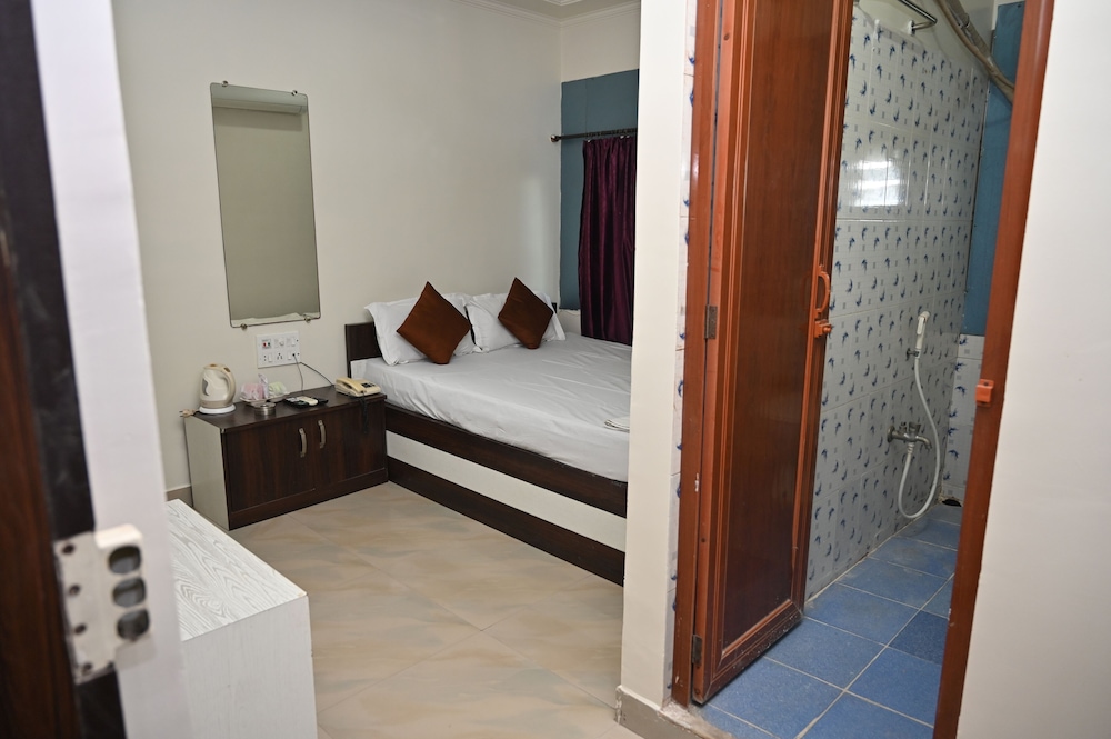 Standard Room photo 2