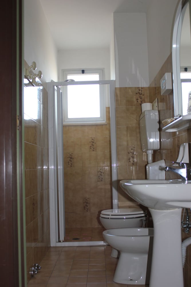 Quadruple Room photo 3