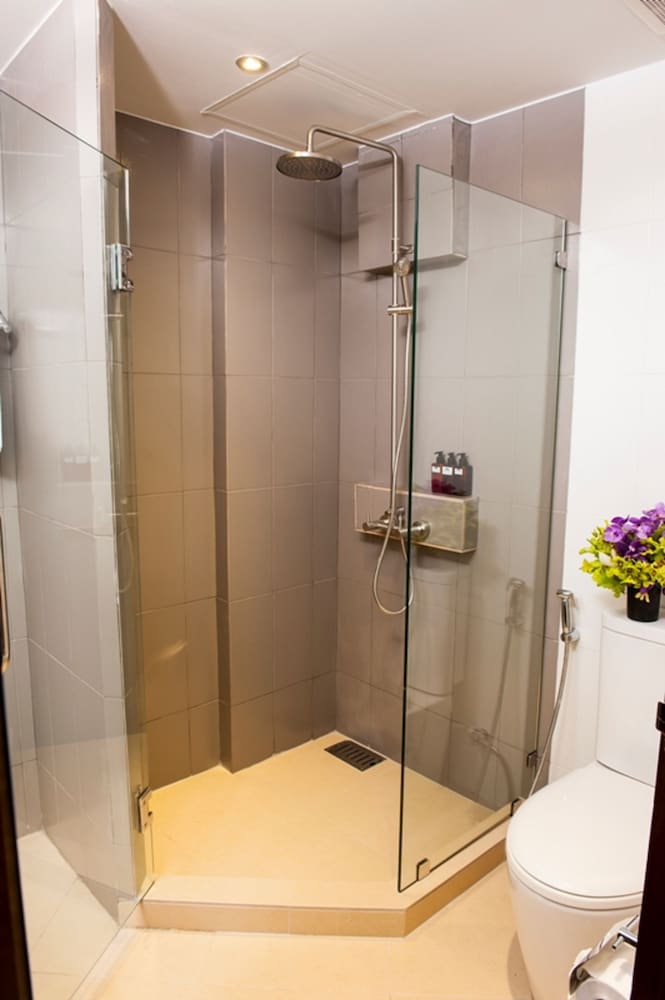 Premier Deluxe Room - Photo 6