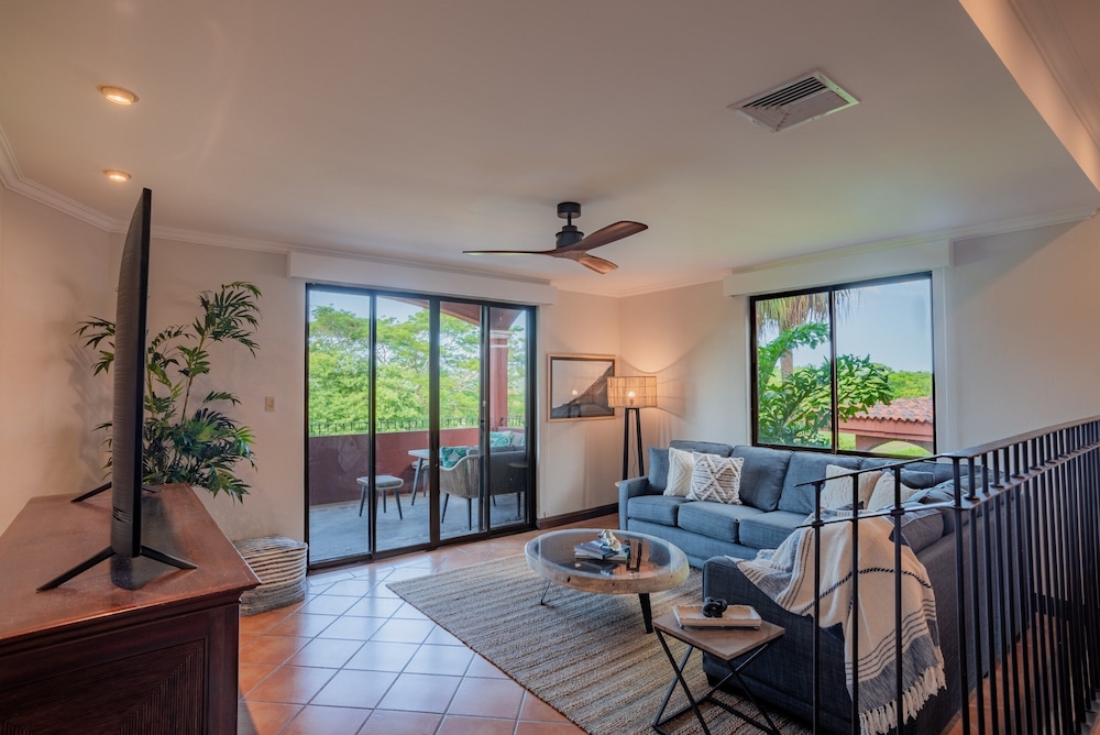Bougainvillea 6203 - Luxury Apartment