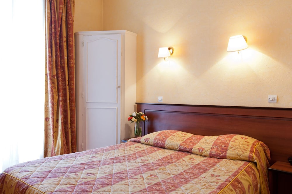 Adjoining Room photo 1