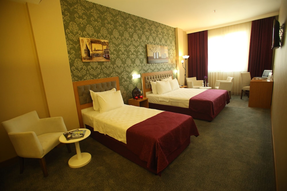 Superior Triple Room photo 1