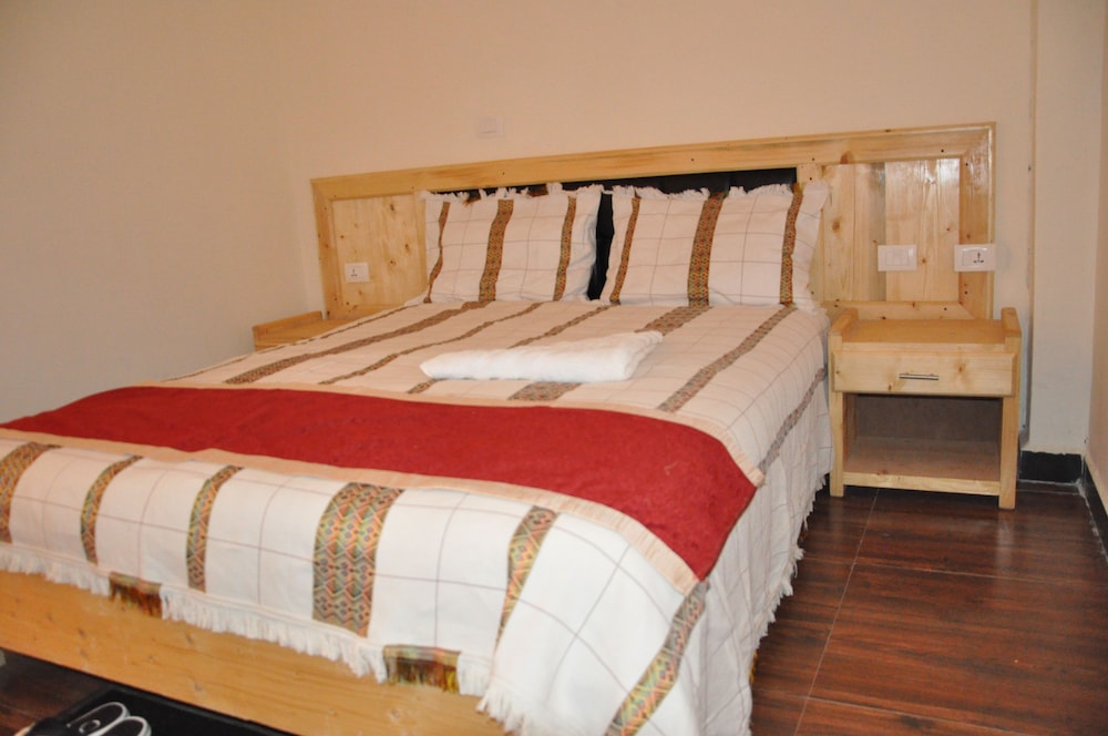 King Room (1 King Bed)