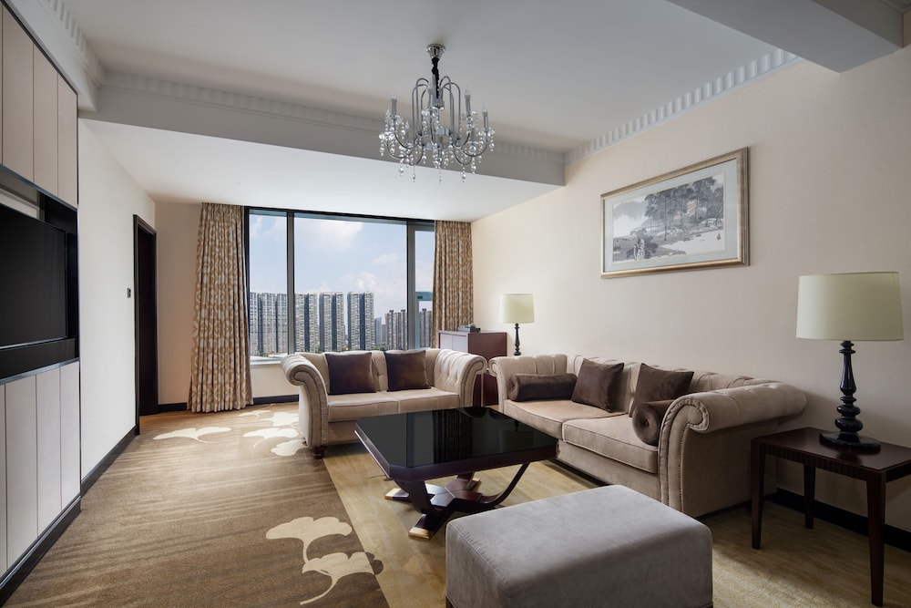 Suite, 1 King Bed (Dining) - Photo 1