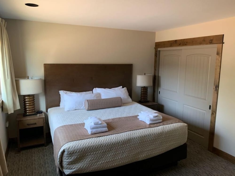 Two Bedroom photo 3