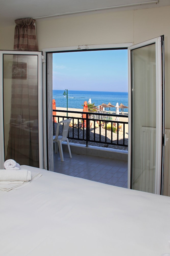 Family Room, 2 Bedrooms, Sea View photo 3