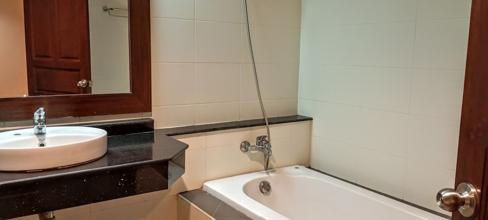 Grand Delux Room - Photo 12
