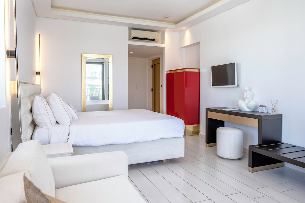 Superior Room, 1 King Bed (+)