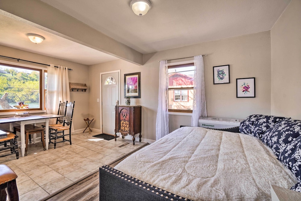 House (2 Bedrooms) photo 3