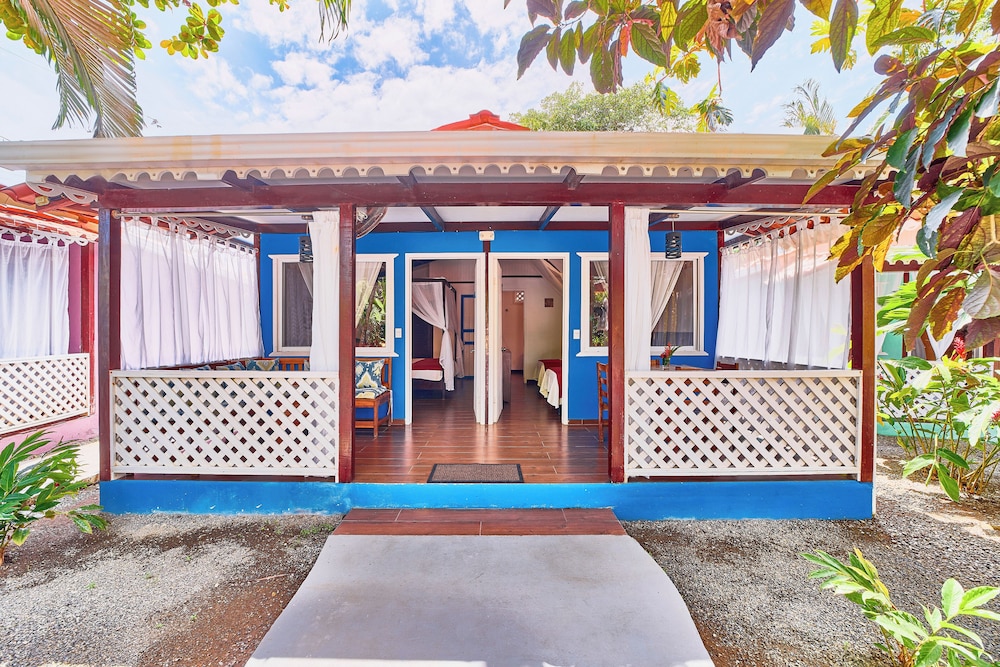 Superior Bungalow photo 1