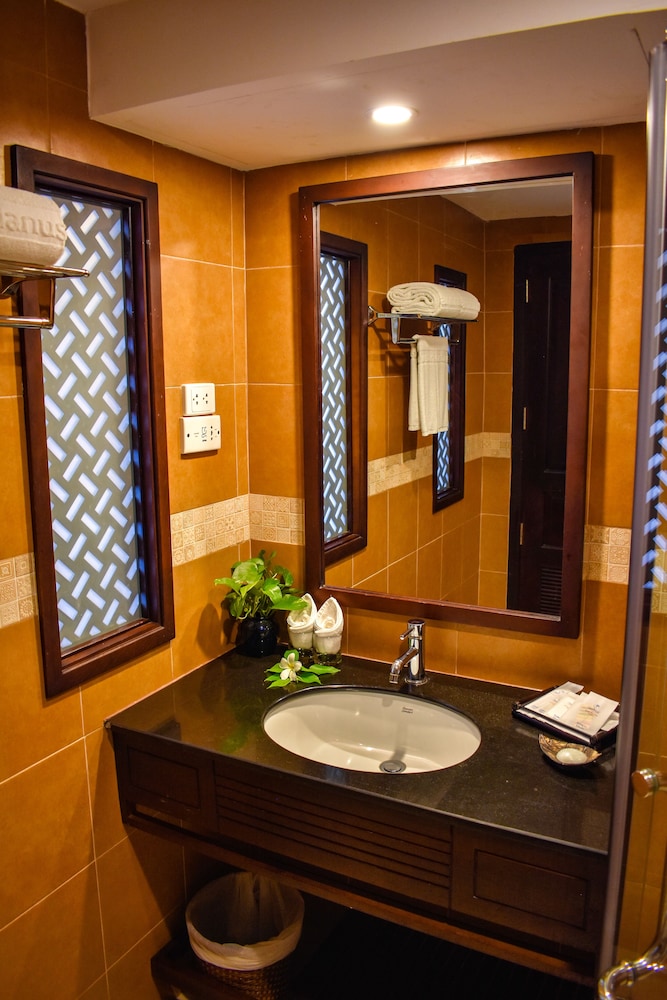 Superior Double Room (Deluxe) - Photo 3