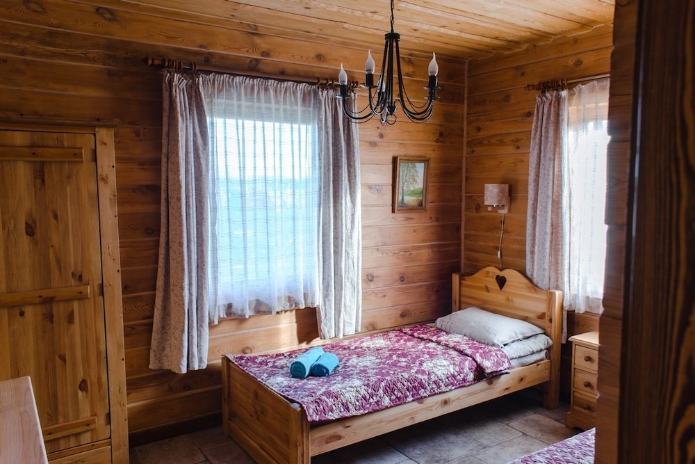 House, 4 Bedrooms (Provance)