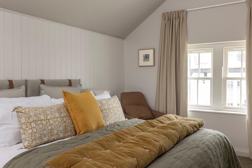 Coach House Suite photo 1