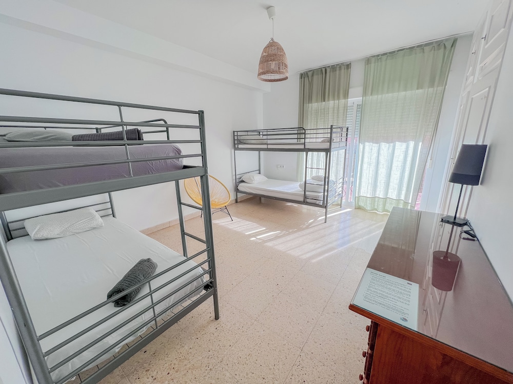 Dormitorio Compartido Económico