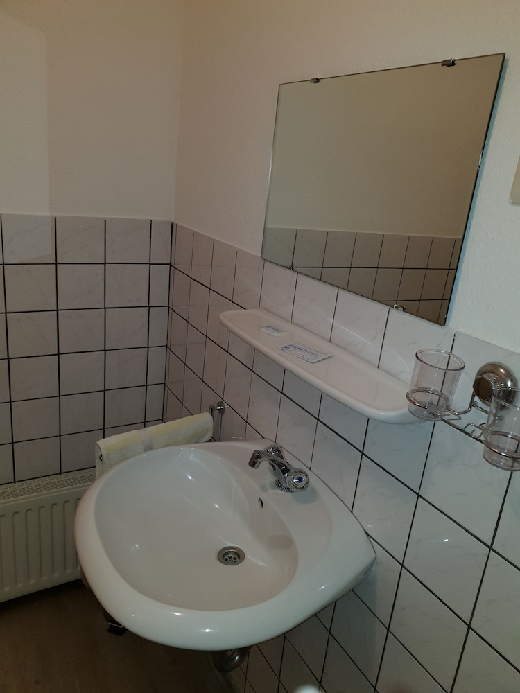 Single Room (Private External Bathroom) photo 3