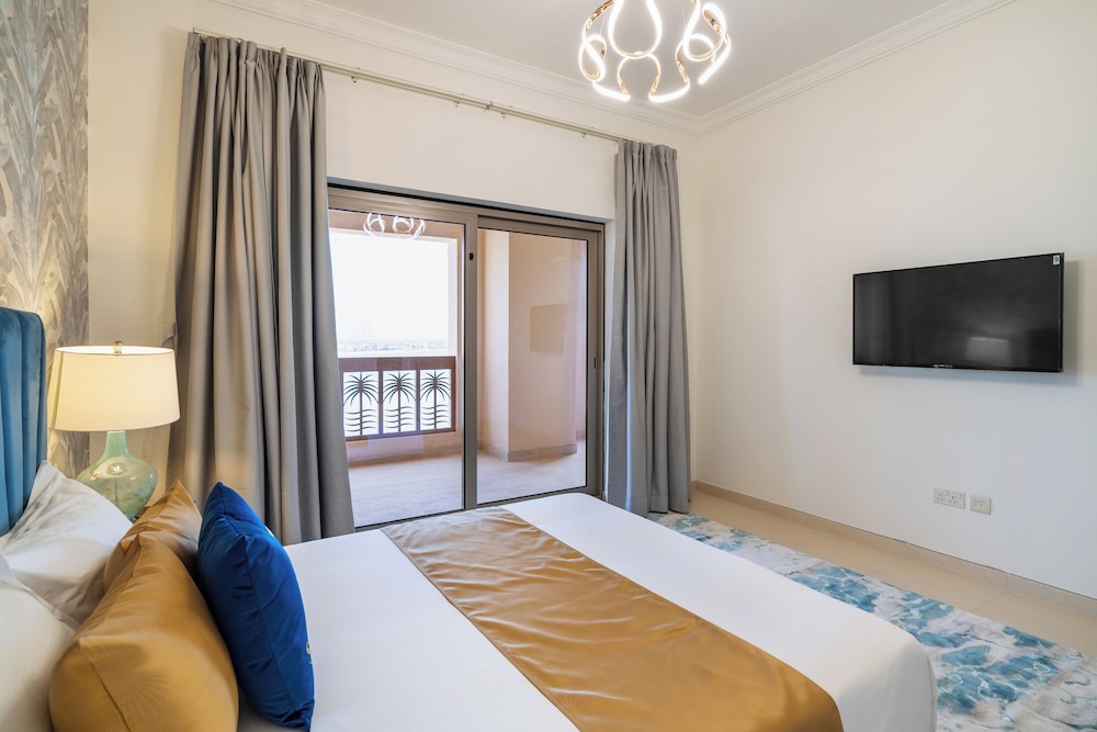 Exclusive Apartment, 3 Bedrooms, Non Smoking photo 2