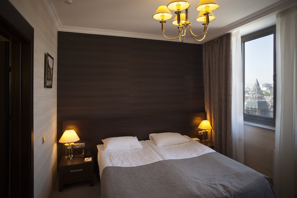 Suite photo 1