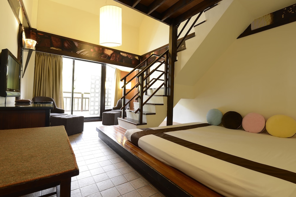 Chocolate Quadruple Room, Mezzanine