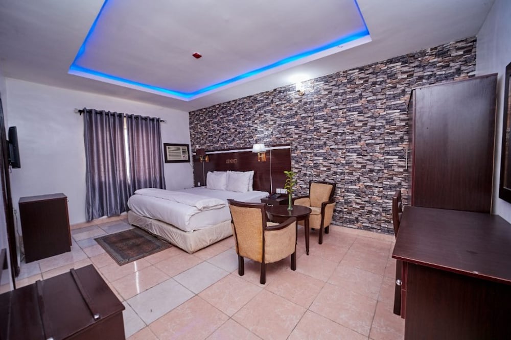 Presidential Suite photo 1