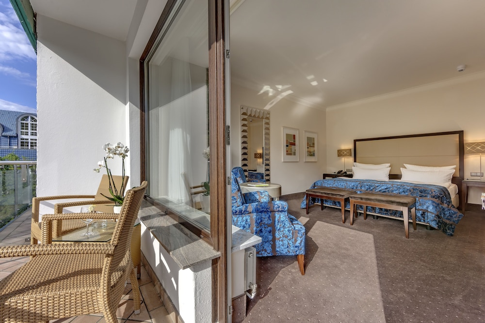 Deluxe Double Room, 1 King Bed, Balcony photo 1