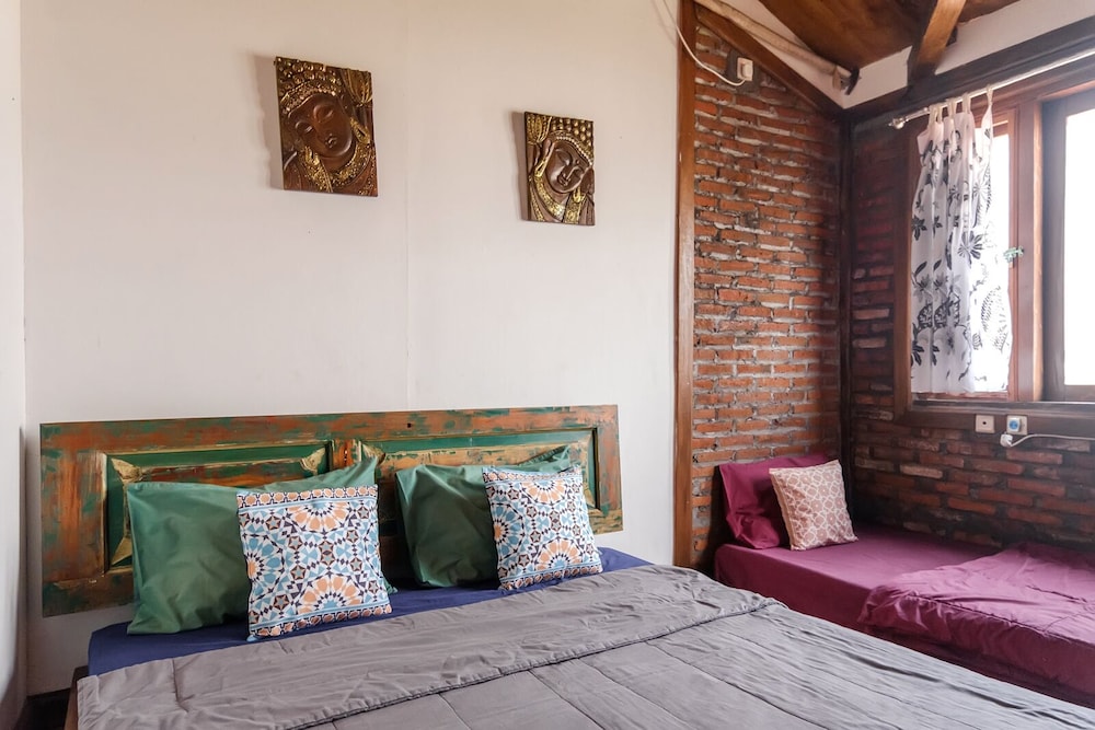 Deluxe Triple Room - Photo 15