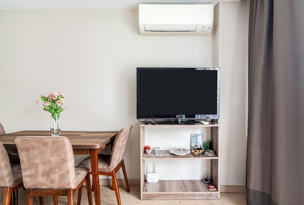 Apartment photo 3