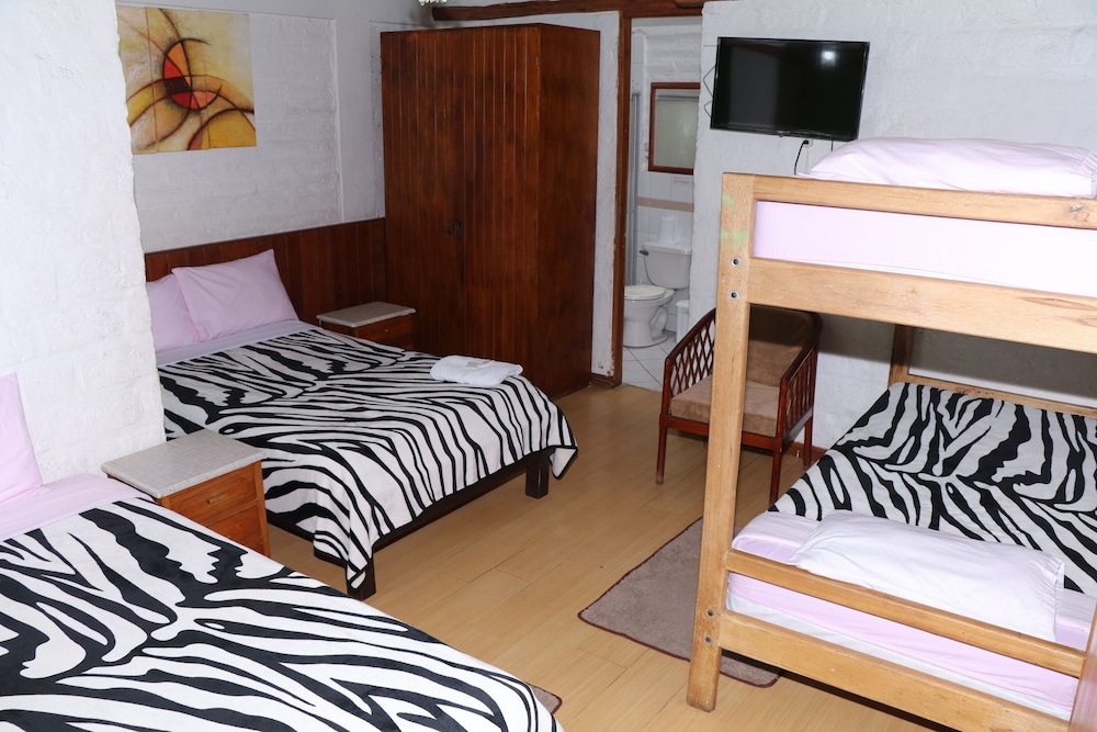 Family Quadruple Room, Multiple Beds
