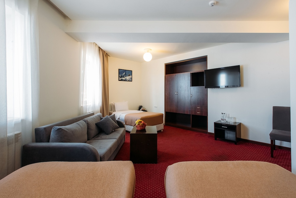 Triple Room photo 3