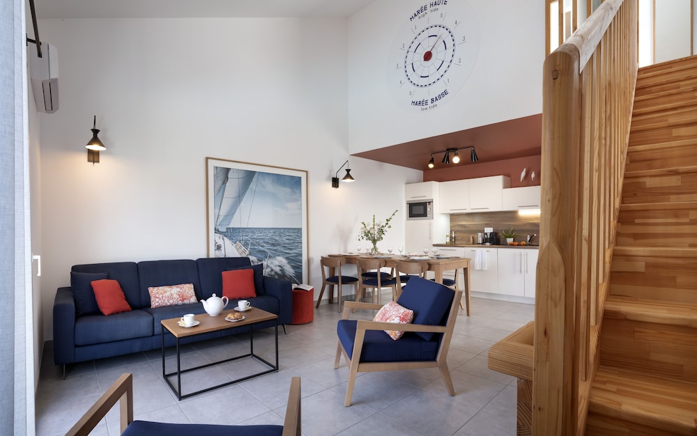 House - 6 people - 3 bedrooms - Duplex - Individual swimming pool