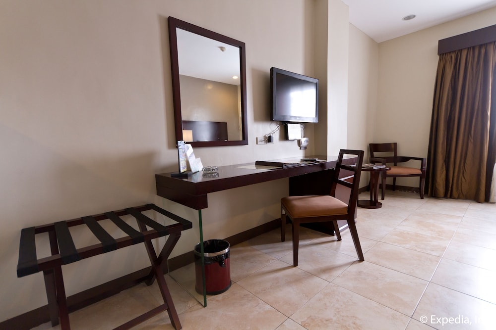 Deluxe Suite - Photo 1