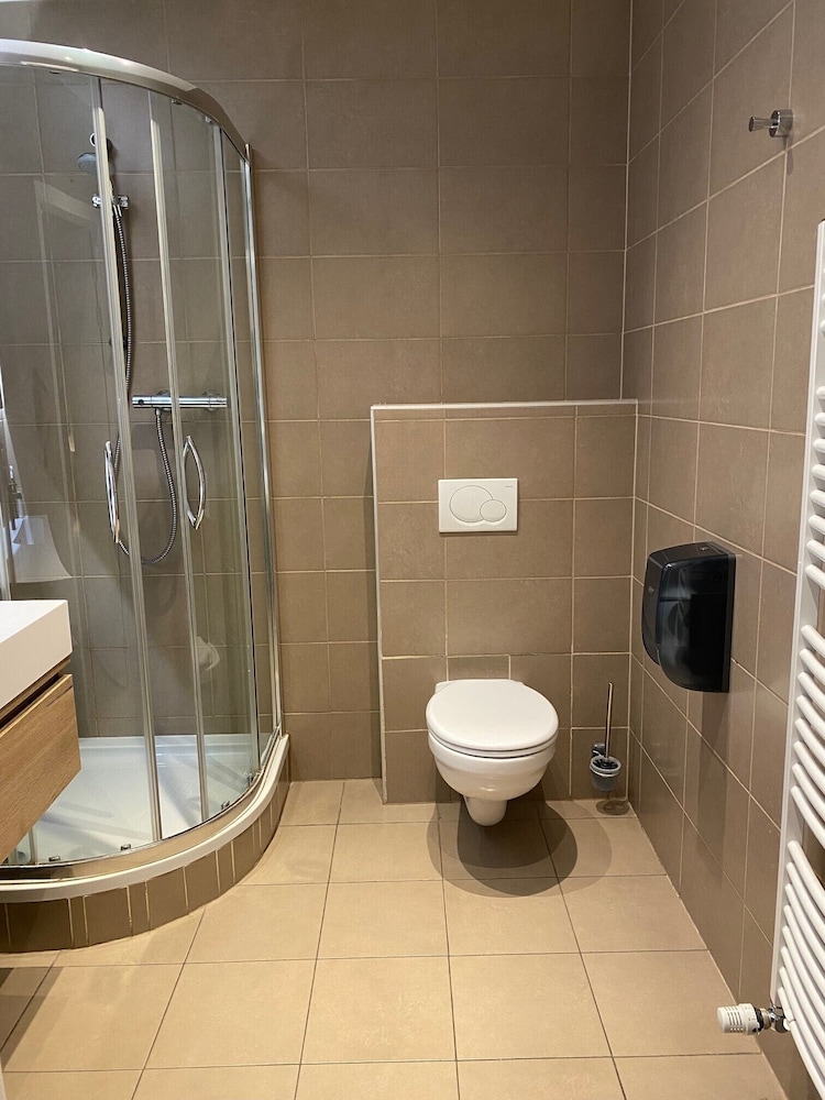 Standard Double Room - Photo 2
