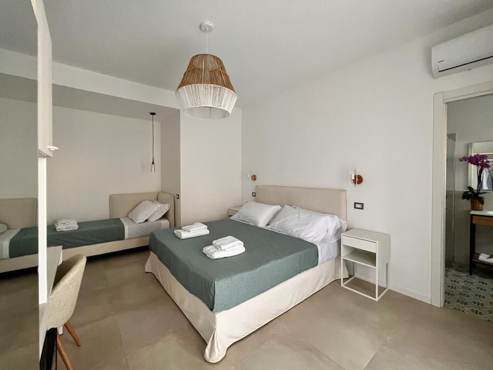 Standard Triple Room photo 2
