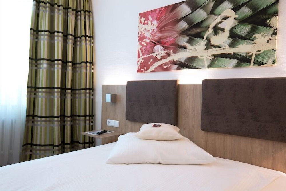 Business Single Room
