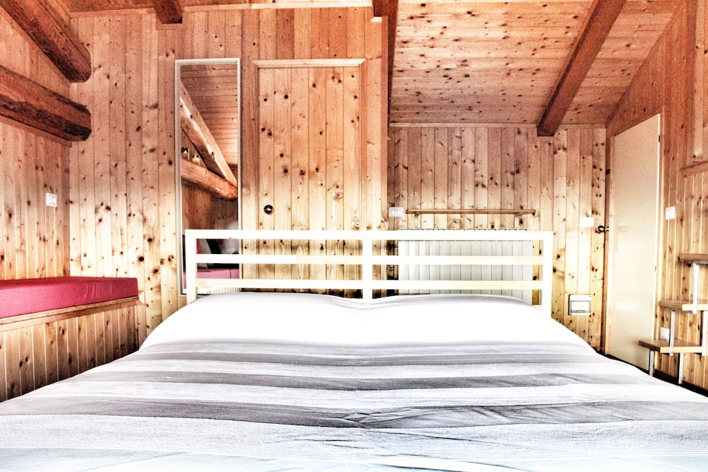 Honeymoon Double or Twin Room photo 2