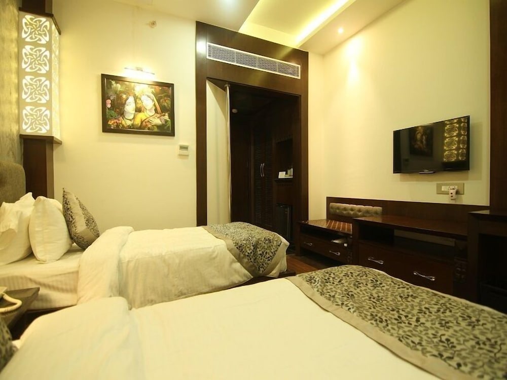 Executive Room - Photo 3
