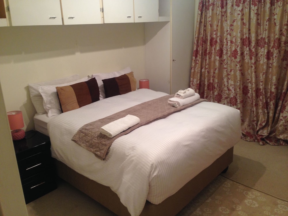 Luxury Double Room, Private Bathroom, Garden View photo 3