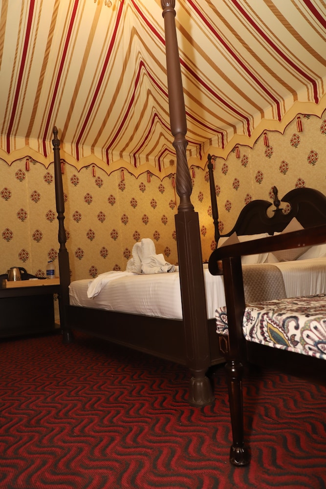 Deluxe Tent - Photo 14