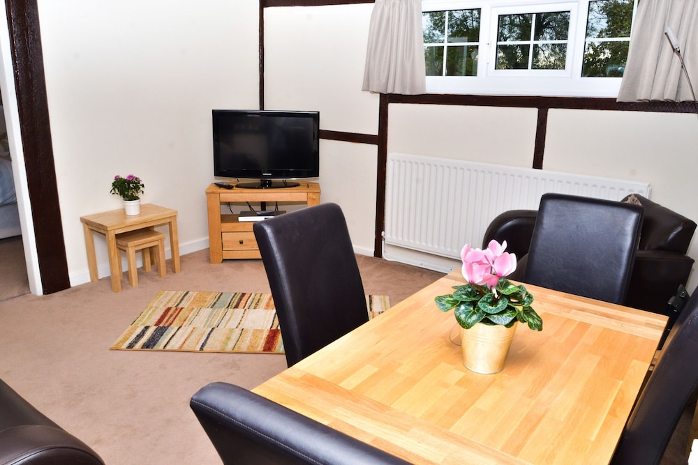 Wrenbury Apartment 1 photo 3