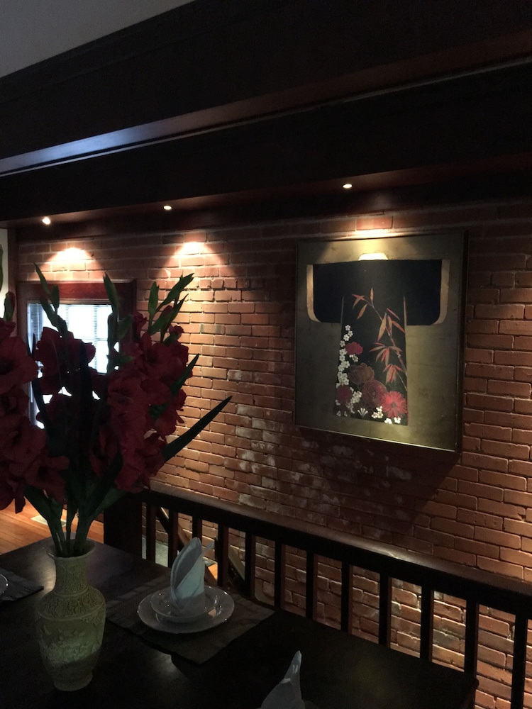 The Carriage House (King Spa Suite) photo 3