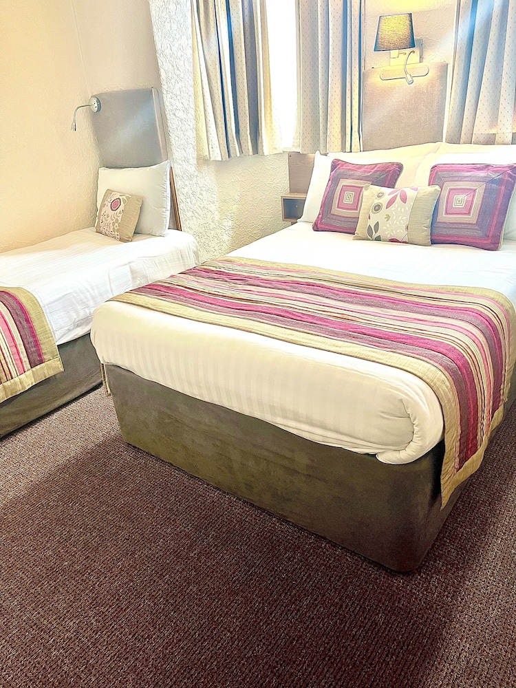 Family Triple Room