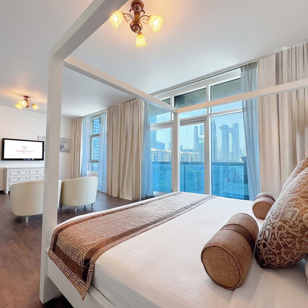 Grand Suite with Burj Khalifa View photo 1