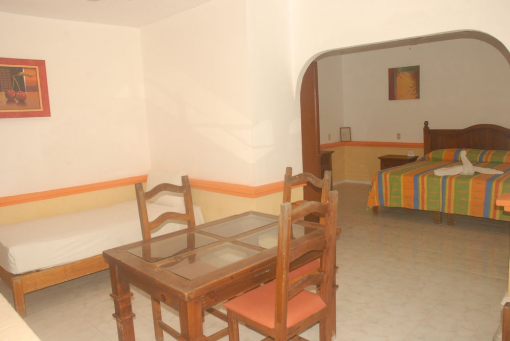 Basic Triple Room, 1 Bedroom