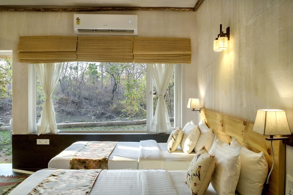 Premium Double or Twin Room, River View - Photo 5