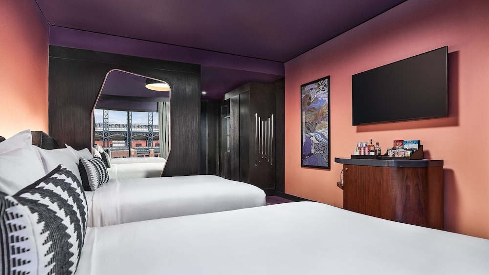 Room, 2 Queen Beds (Mile High) - Photo 2