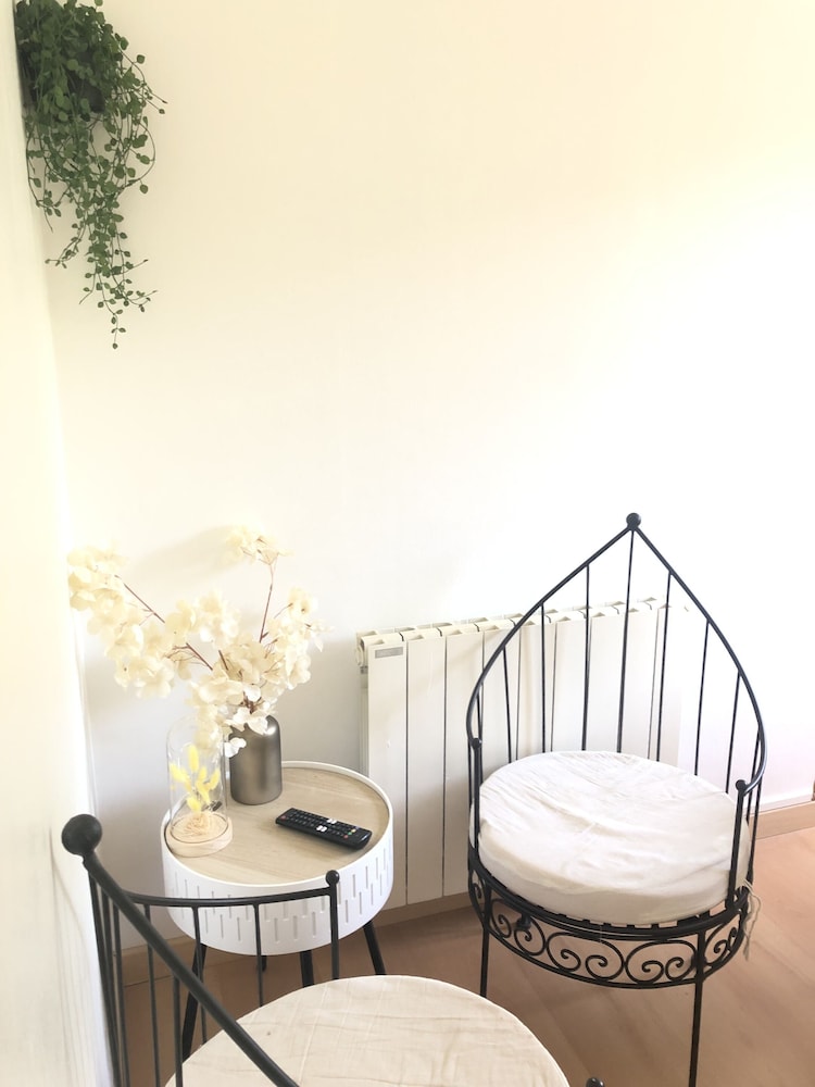 Deluxe Double Room, Shared Bathroom, Garden View (Chambre Boho) photo 2