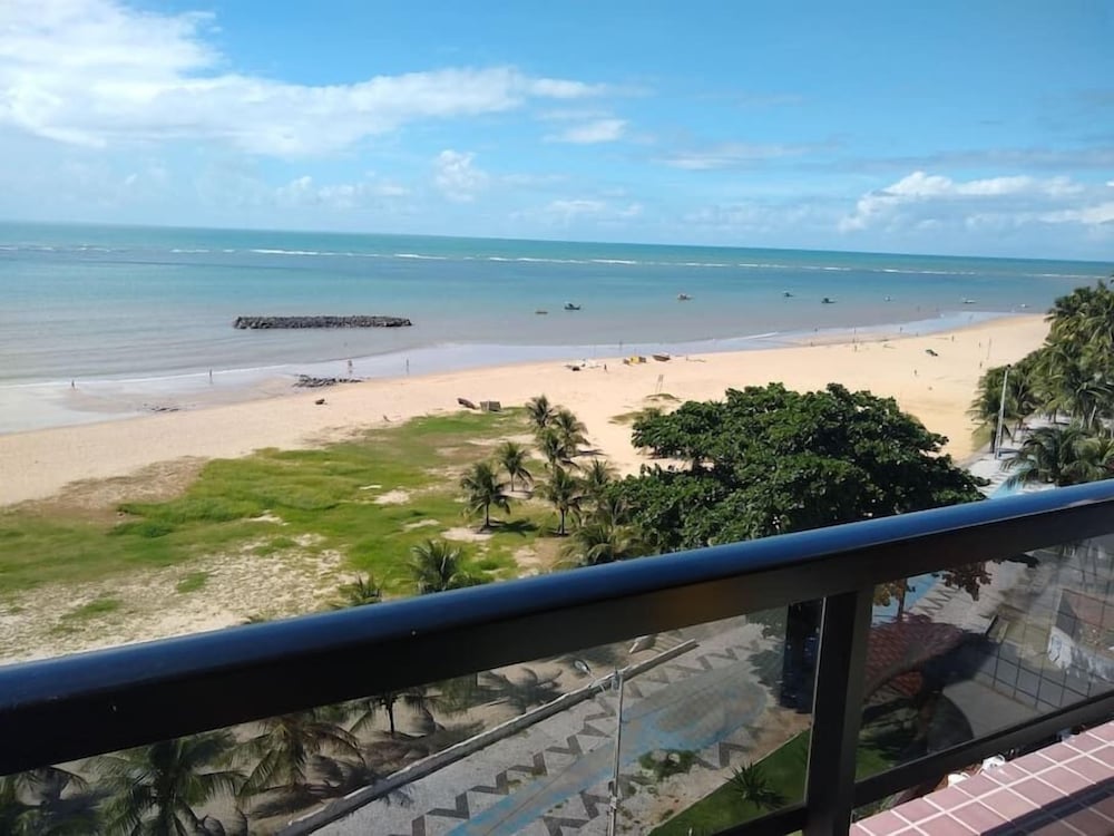 Panoramic Apartment, 2 Bedrooms, Beach View photo 2