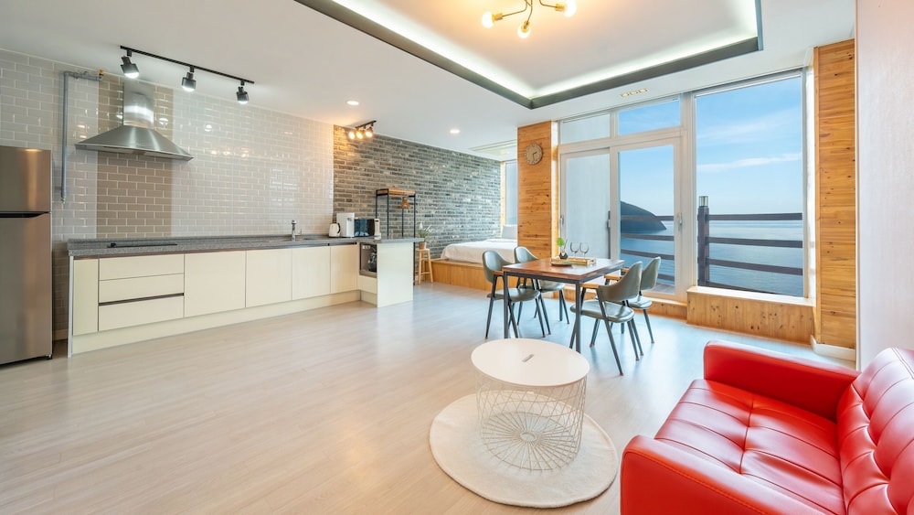 Basic Room, 1 Bedroom (Room 302)